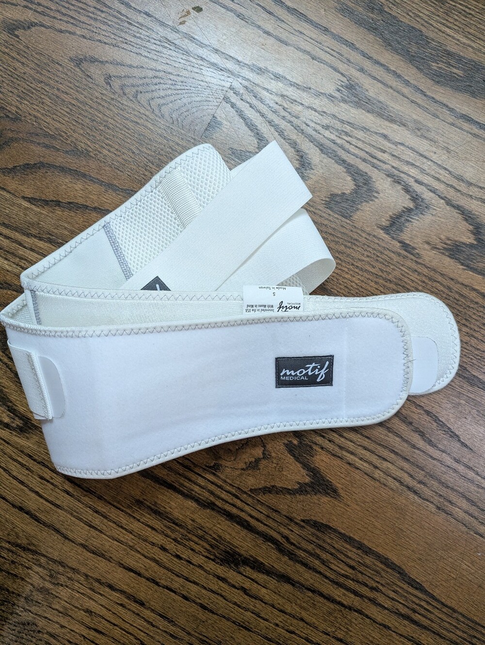 Motif Medical Maternity Belly Support Band - Picture 8 of 10